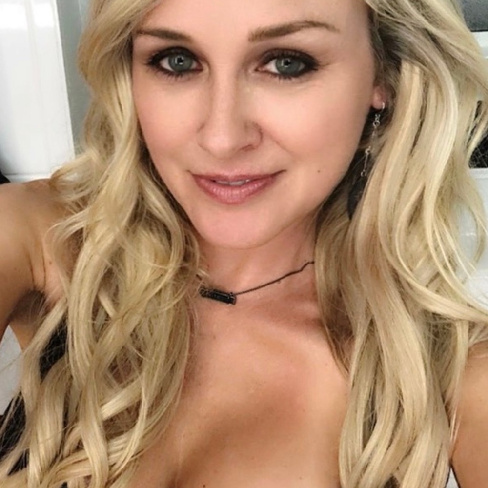 HALO COUTURE LAYERED HUMAN HAIR  EXTENSIONS 18 IN